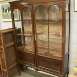 880 3040 DISPLAY CABINET